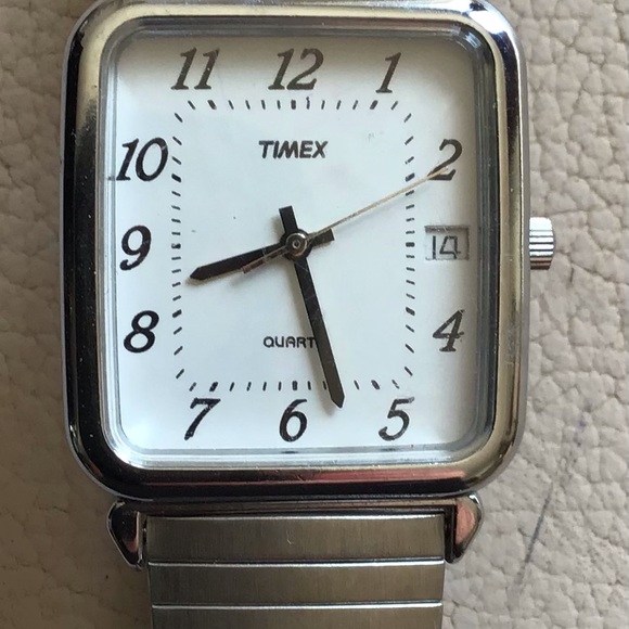 Watches - Picture 5 of 8